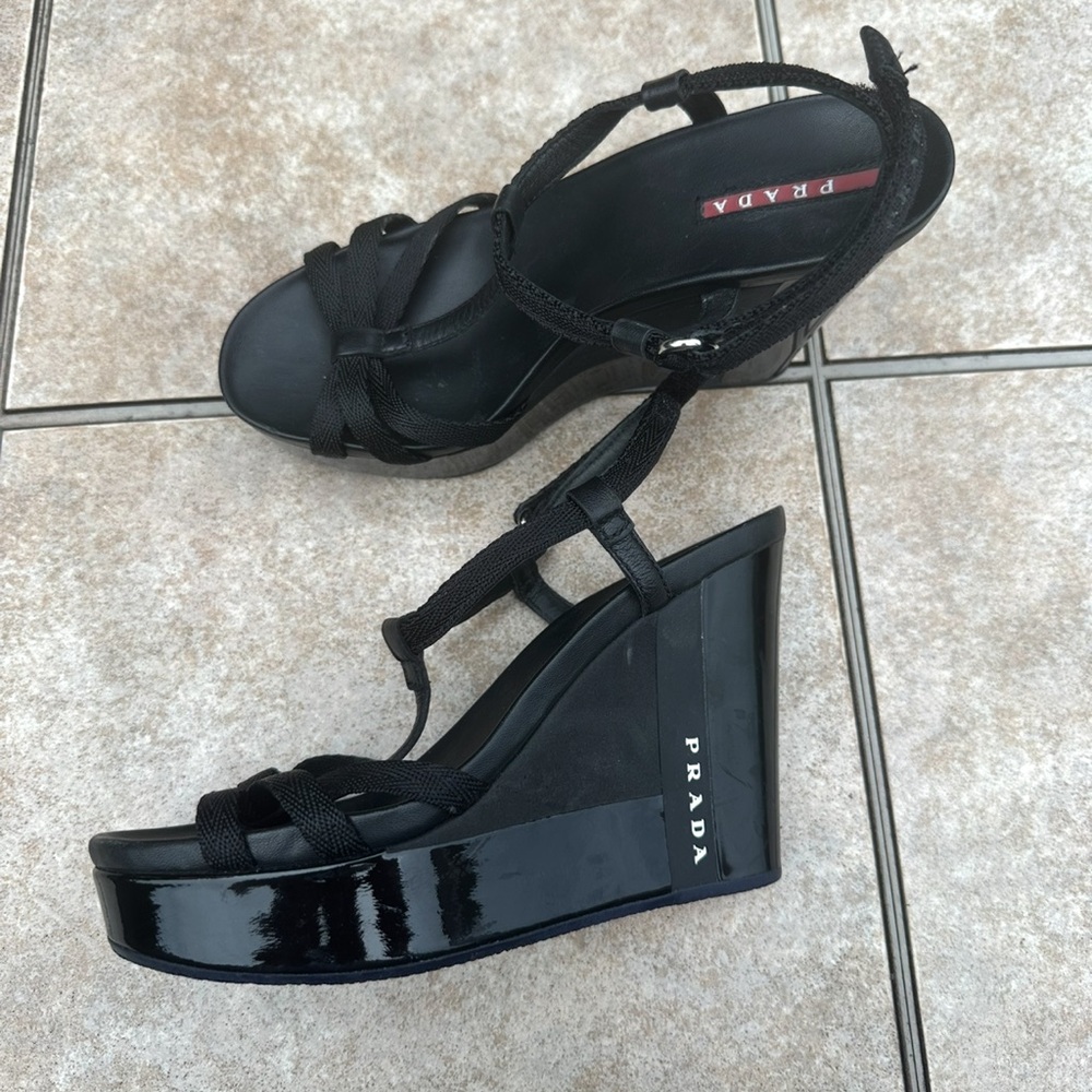 Prada  Black Woman's Lacquere Platform Wedges Italy Shoes Sandals Size 36,5 - Picture 5 of 15